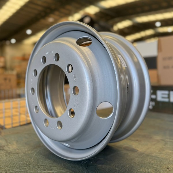 Jantsa Steel Wheels  | 17.5 x 6.75 - Image 4